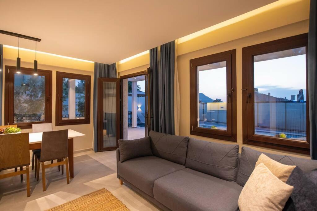 Havuzlu Korunakli Jakuzili Villa Fethiye Exterior photo
